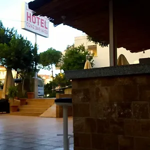 Lara Palace Hotel